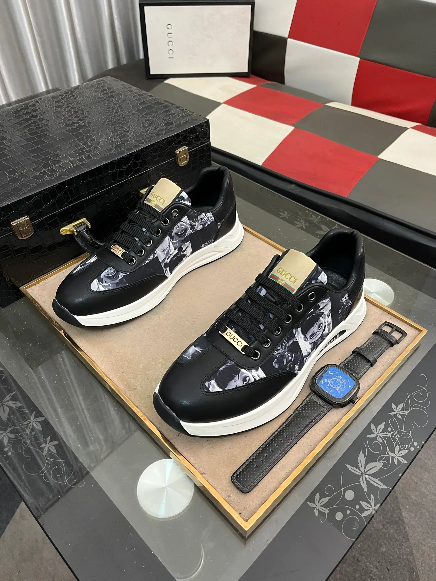 Men's shoes 💰420⌚️⌚️[GUCCI] The latest trendy men's casual shoes, the fabric is made of embossed cowhide imported from Italy, comfortable sheepskin lining + feet, the original outsole is wear-resistant and non-slip, high-level version, exquisite workmanship. Code number: 38-442️⃣Colors available